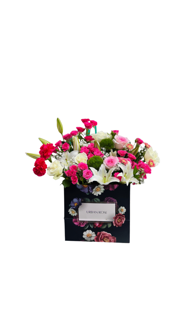 endless love arrangement - 350 aed Endless Love Arrangement